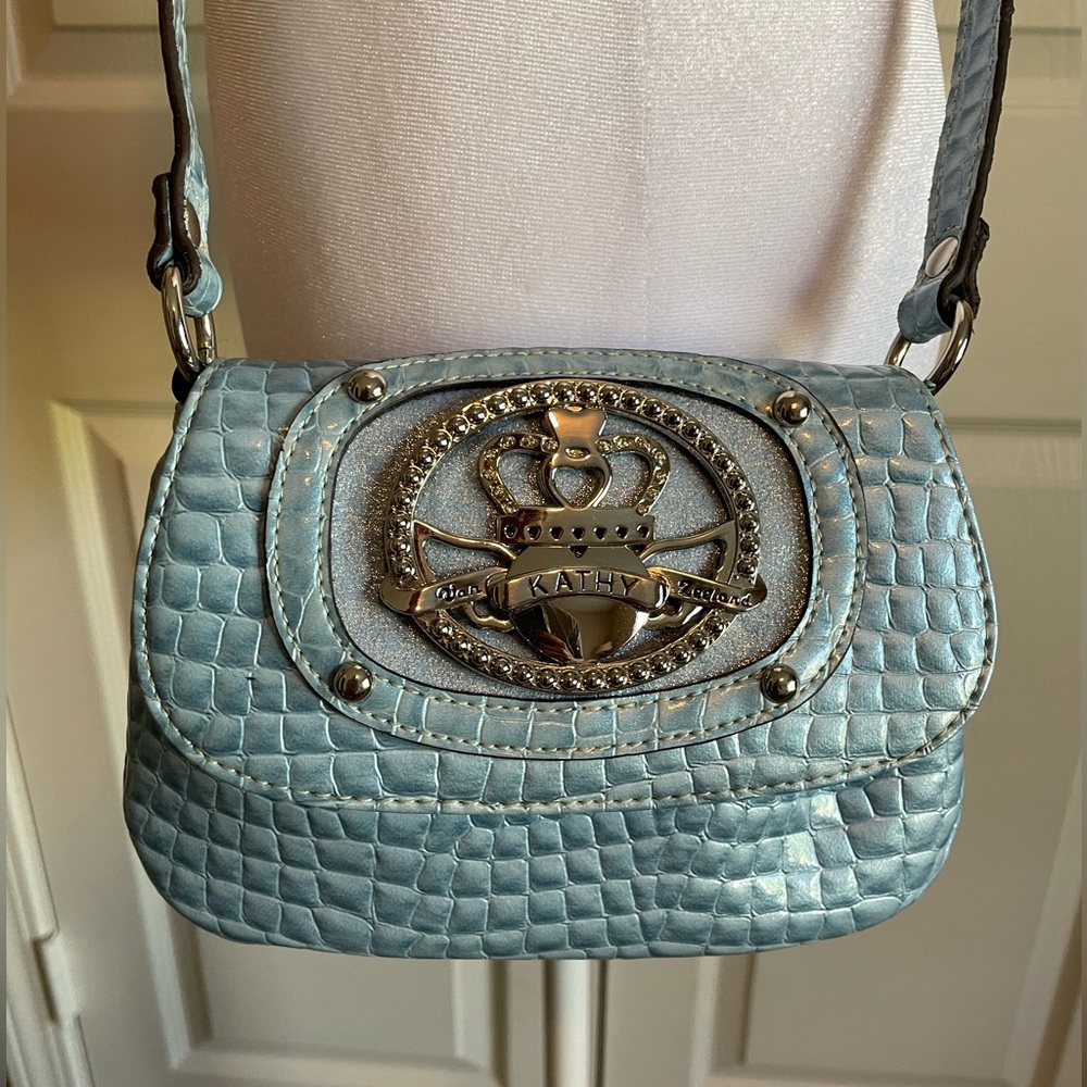 Pretty powder blue Kathy Van Zeeland crossbody bag - NWOT - Picture 3 of 15
